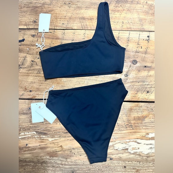 🆕 2pc GOOD AMERICAN Scuba Hot Shoulder Bikini Top & Bottom - Picture 5 of 10